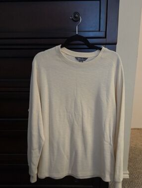 Eddie Bauer Men's Cream Crewneck Long-Sleeve Sweater